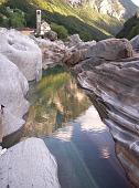 38 Lavertezzo rocce erose dall'acqua